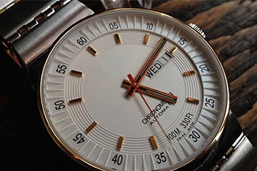 更换青岛劳力士表电池