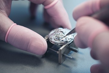 青岛劳力士手表维修服务网点地址查询